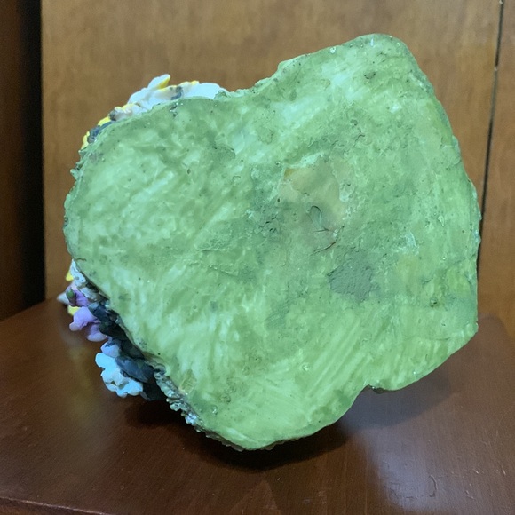 SPRING BUNNY BRINGING YOU A BUSHEL OF FLOWERS- Cute Mantel / Tabletop piece - Picture 10 of 10